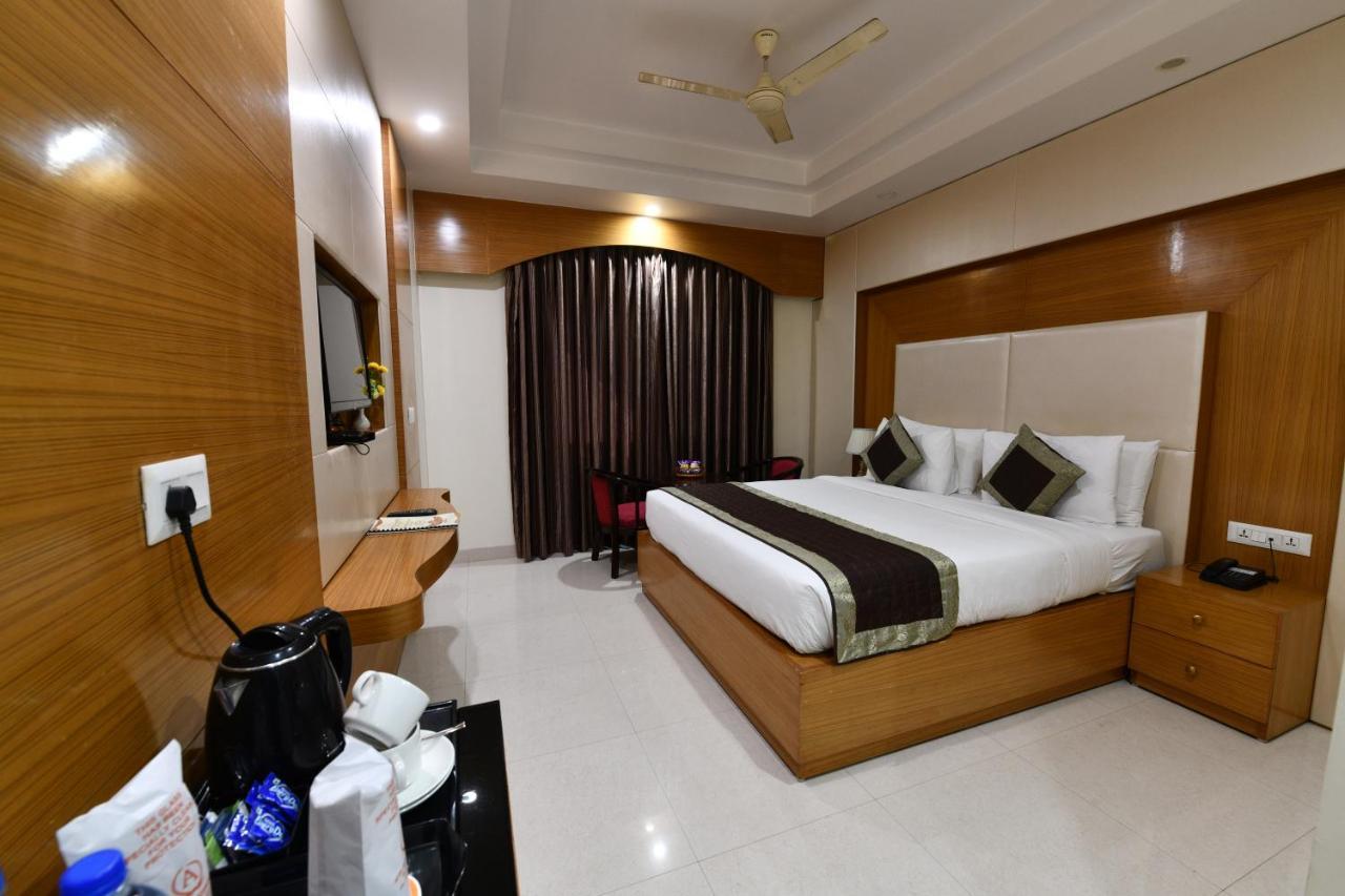 Hotel Anand International Bodh Gaya Εξωτερικό φωτογραφία
